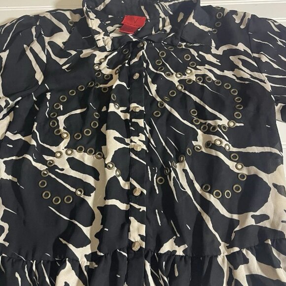 V CRISTINA WOMEN’S ANIMAL  PRINT BLACK /IVORY 100% POLYESTER BLOUSE SIZE M - Picture 3 of 12